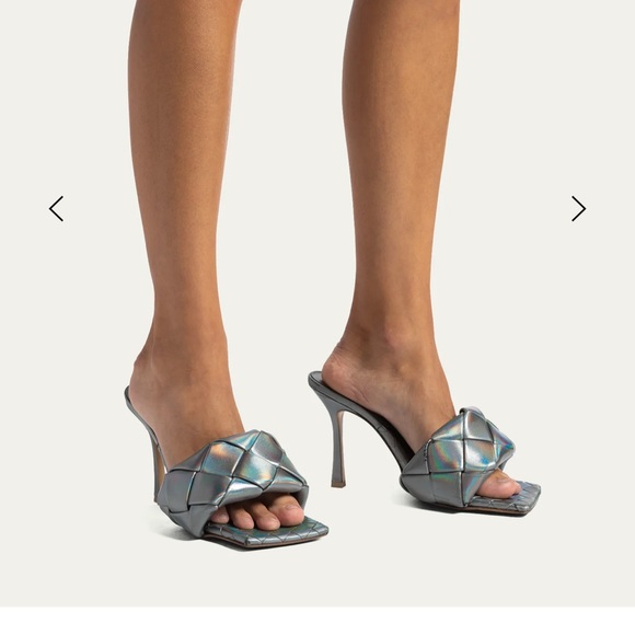 BOTTEGA VENETA Lido Metallic Woven Mule Sandals - Picture 3 of 11